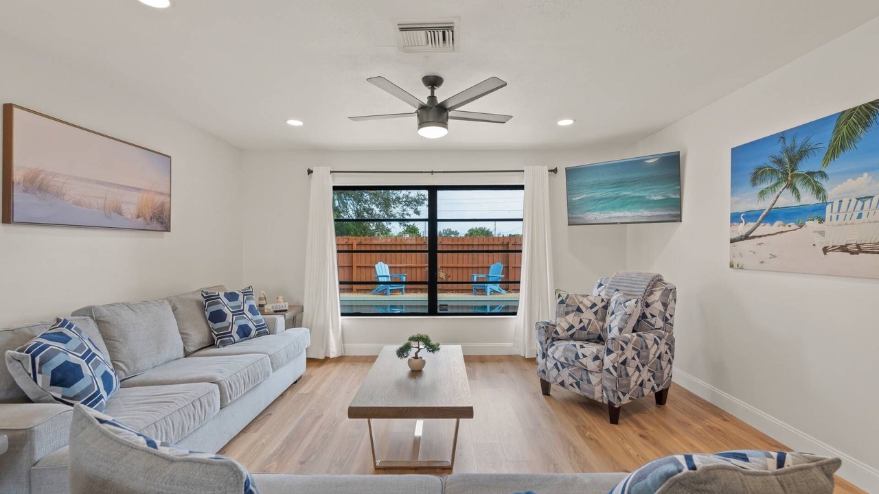 Photo of Outdoor in Gulf Gate Estates