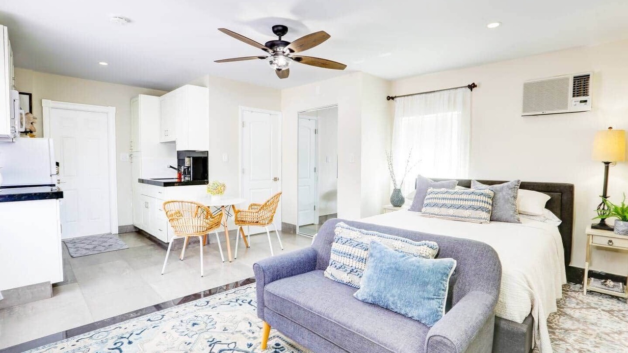 Photo of Bedroom in South Lake