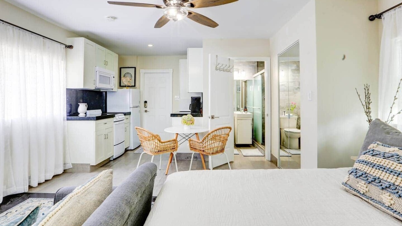 Photo of Bedroom in South Lake