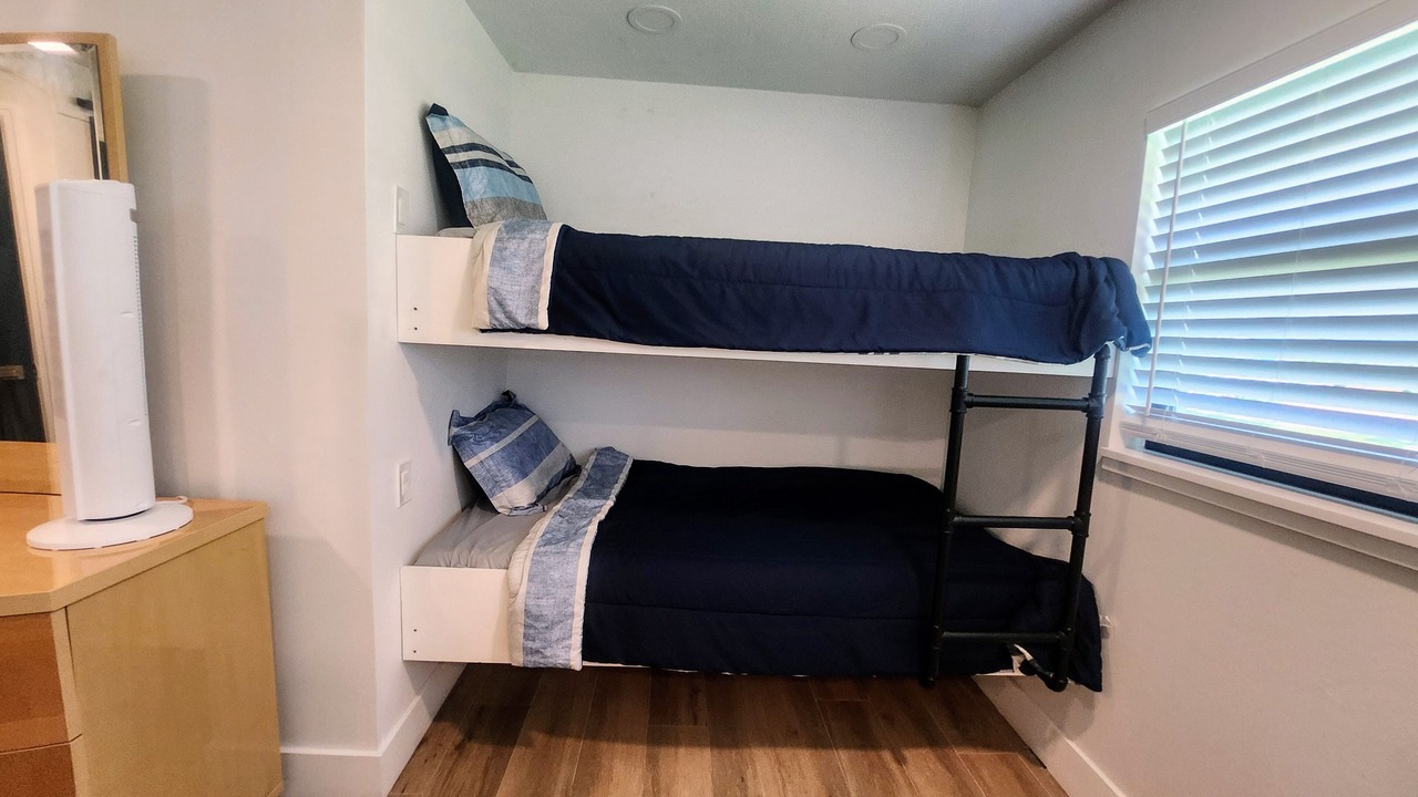 Photo of Bedroom in South Island