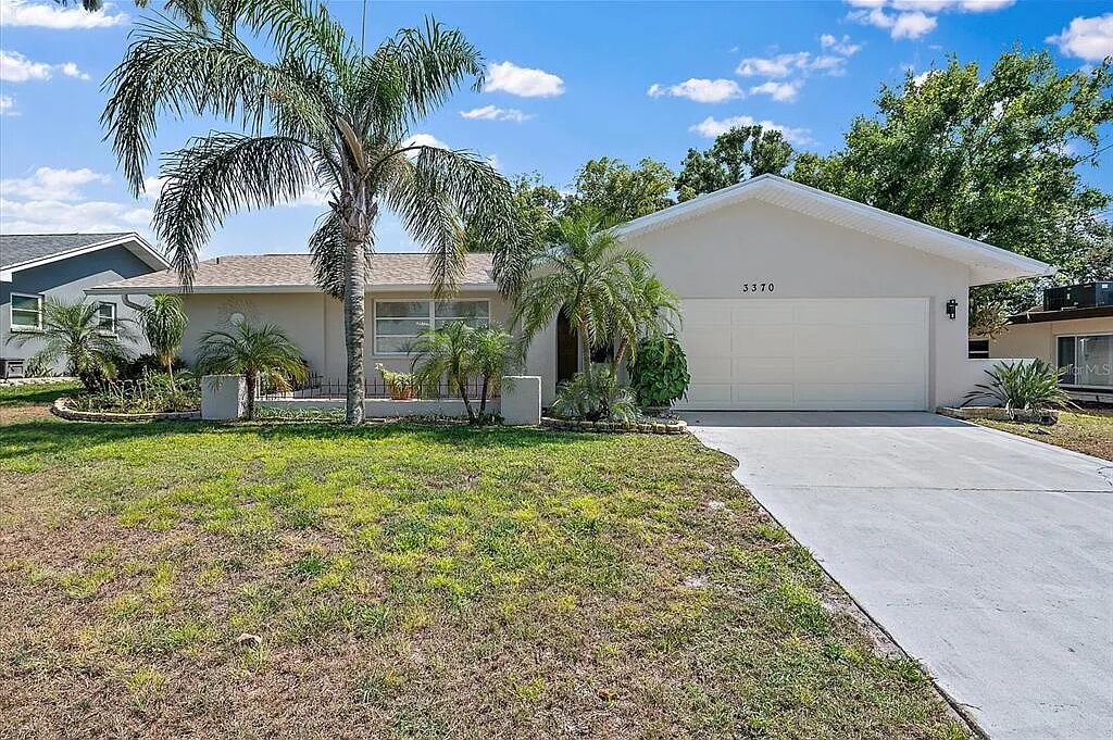 Photo of Outdoor in Harbor Hills