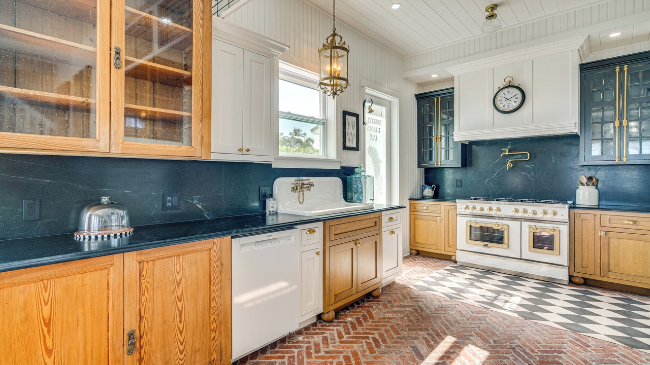 Photo of Kitchen in Bokeelia