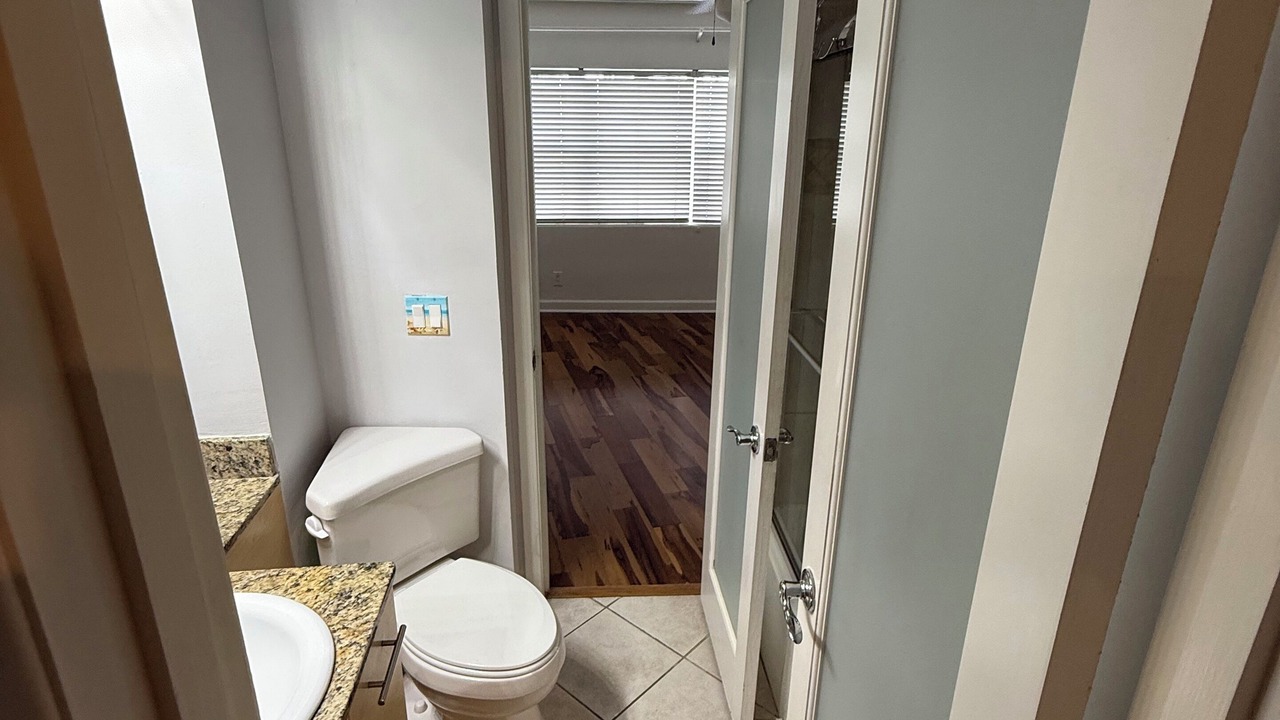Photo of Bathroom in Dolphin Isles