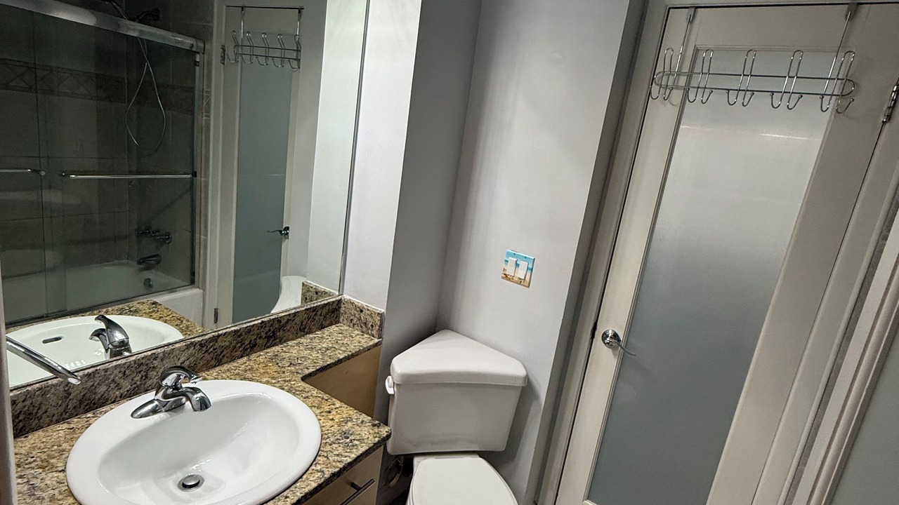 Photo of Bathroom in Dolphin Isles