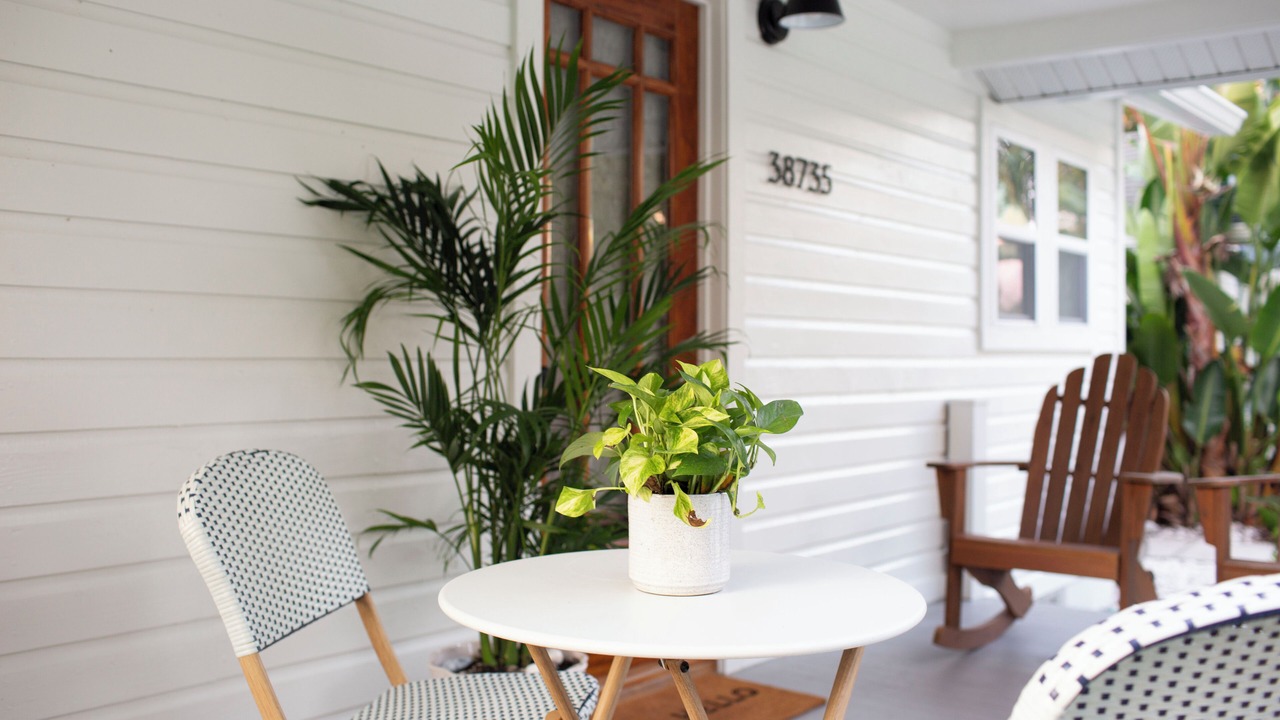 Photo of Patio Balcony in Downtown Zephyrhills
