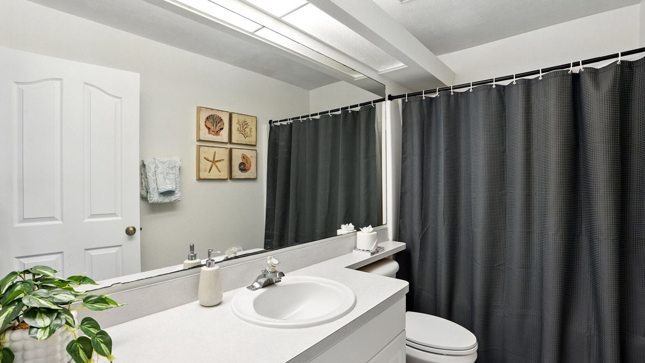 Photo of Bathroom in Pelican