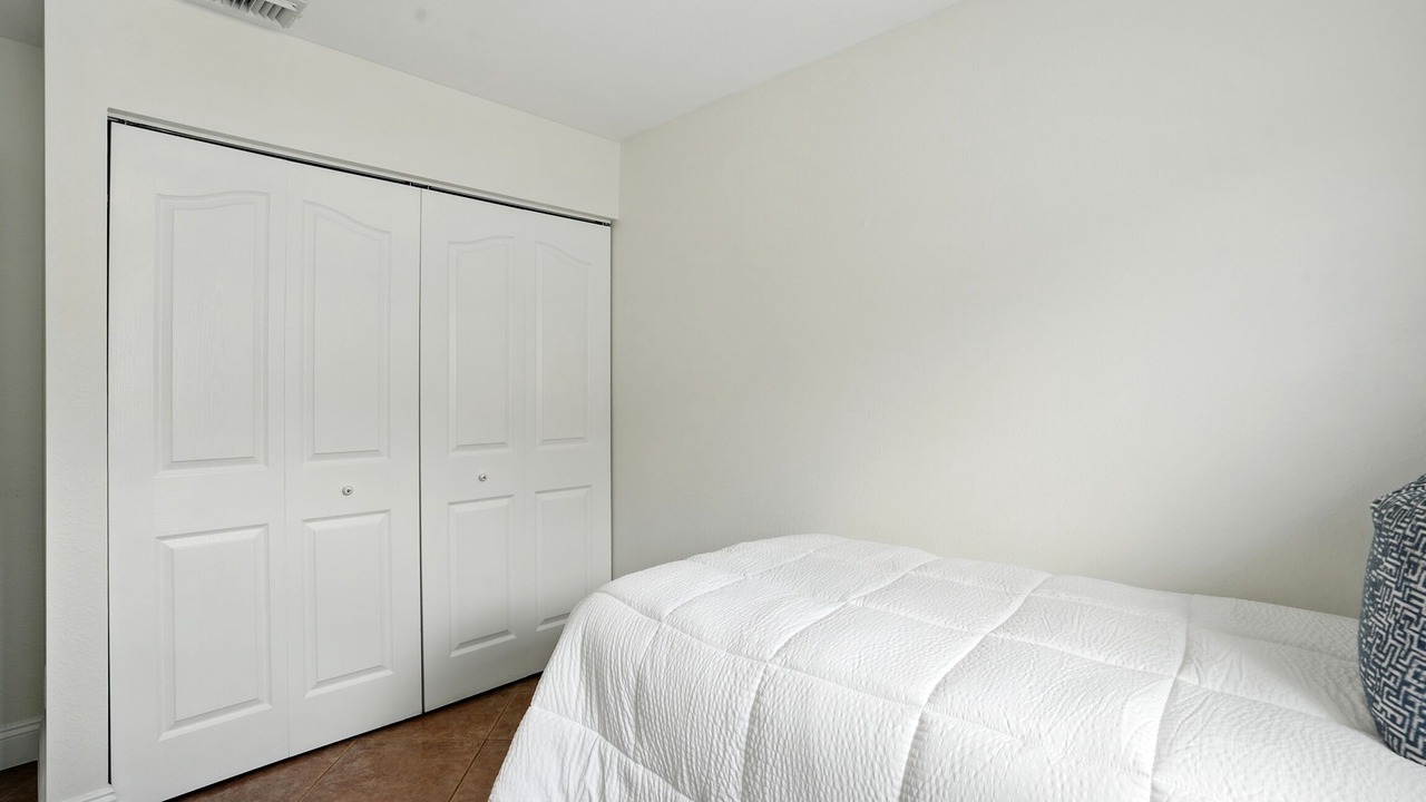 Photo of Bedroom in Pelican
