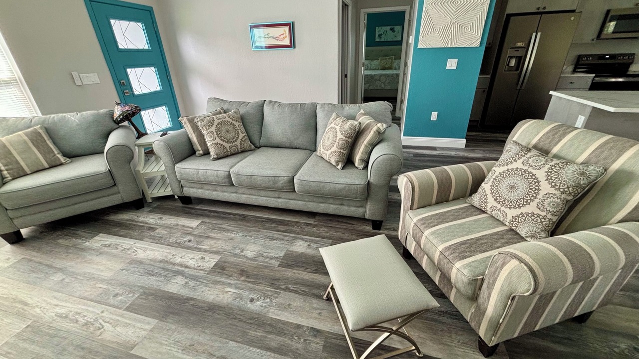 Photo of Livingroom in Avis Oaks