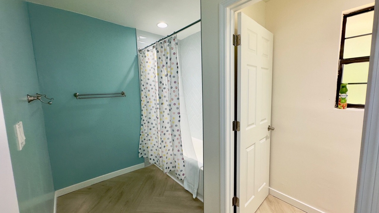 Photo of Bathroom in Fernandina Beach