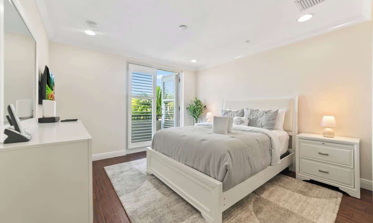 Photo of Bedroom in Coral Ridge