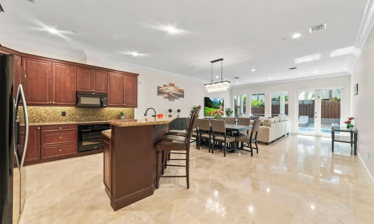 Photo of Kitchen in Coral Ridge