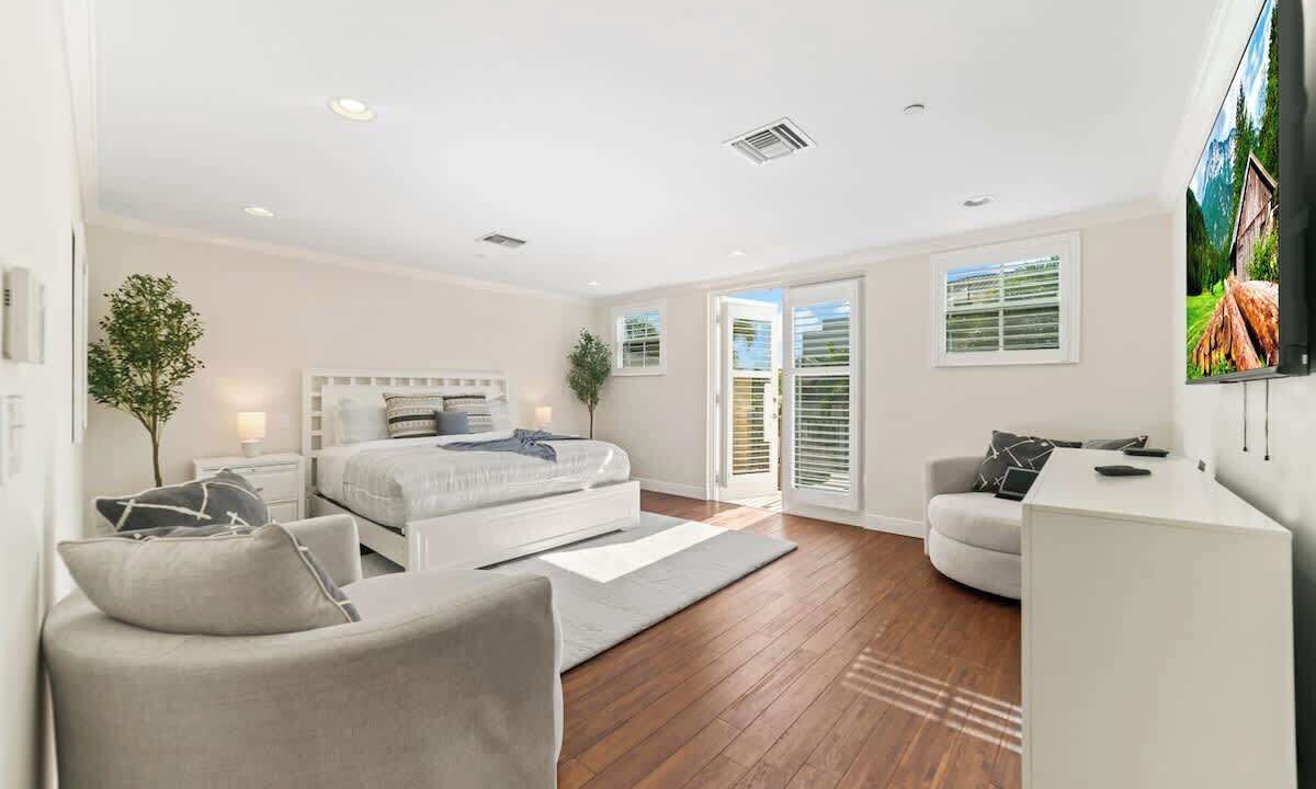 Photo of Bedroom in Coral Ridge