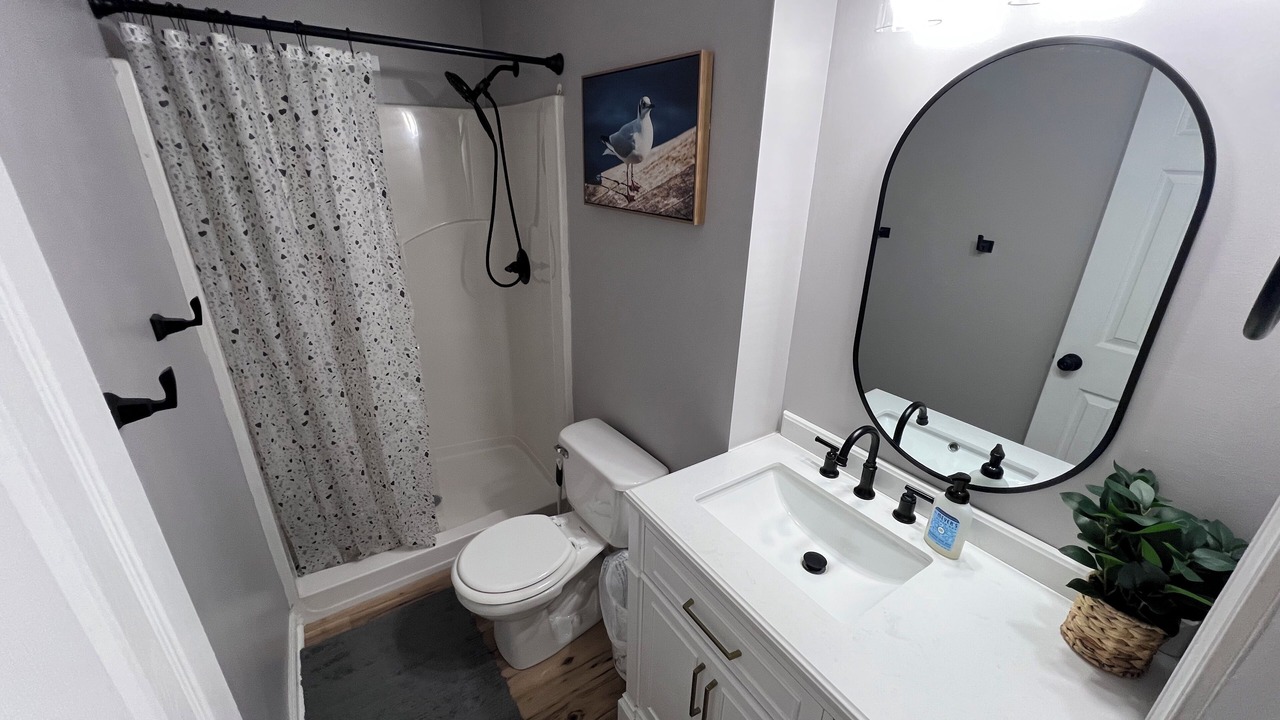 Photo of Bathroom in Thomas Drive