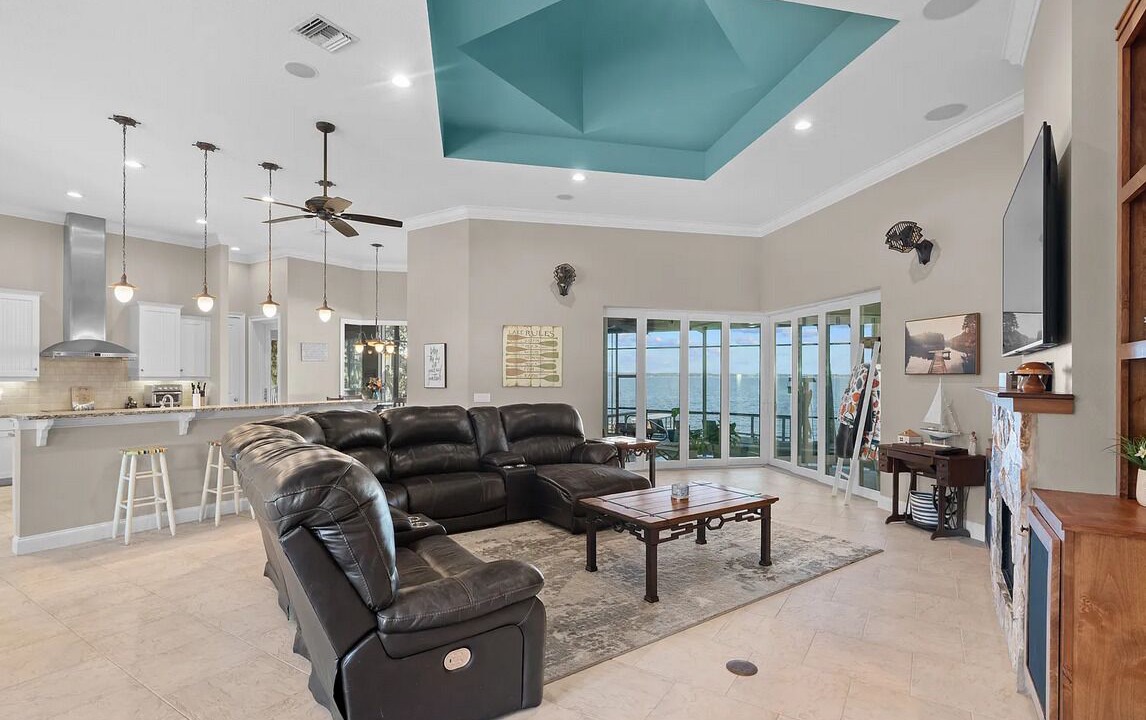 Photo of Livingroom in Weirsdale