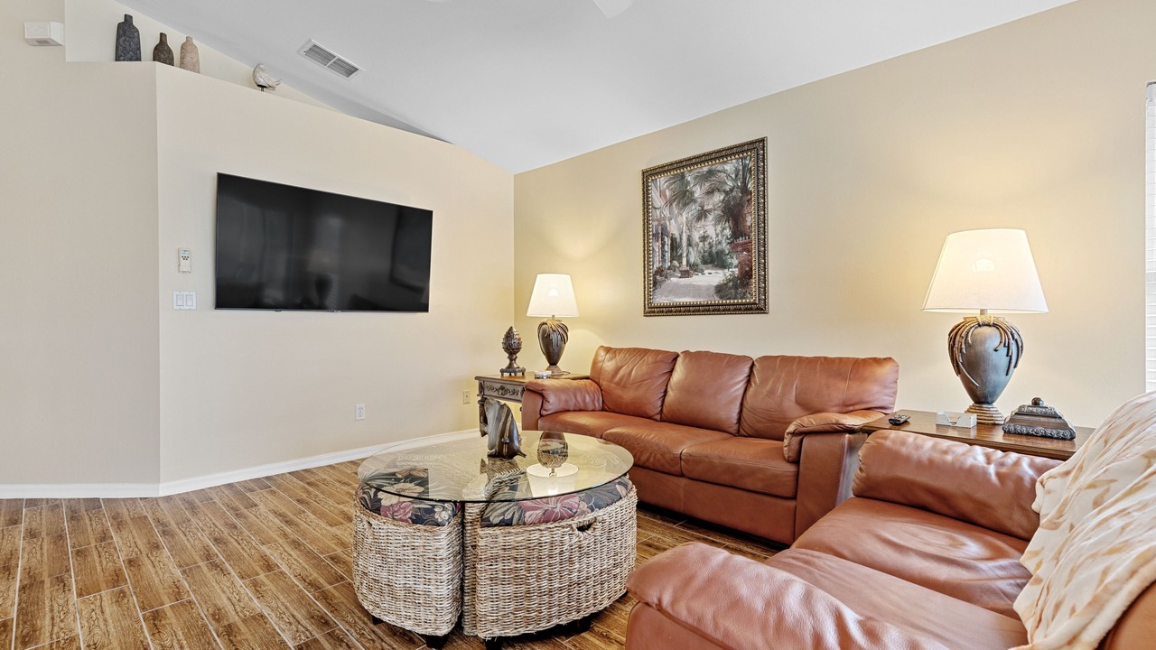 Photo of Livingroom in Beachwalk Isles