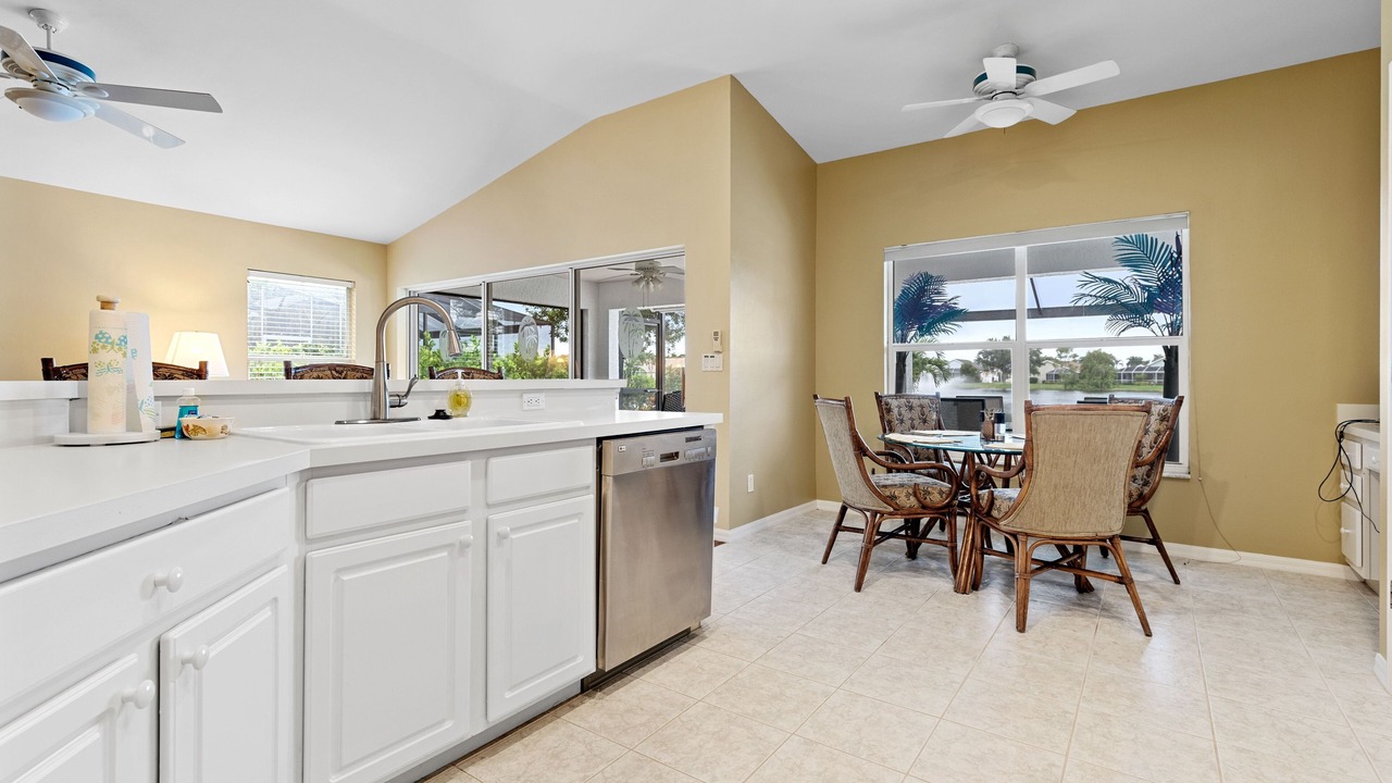 Photo of Kitchen in Beachwalk Isles
