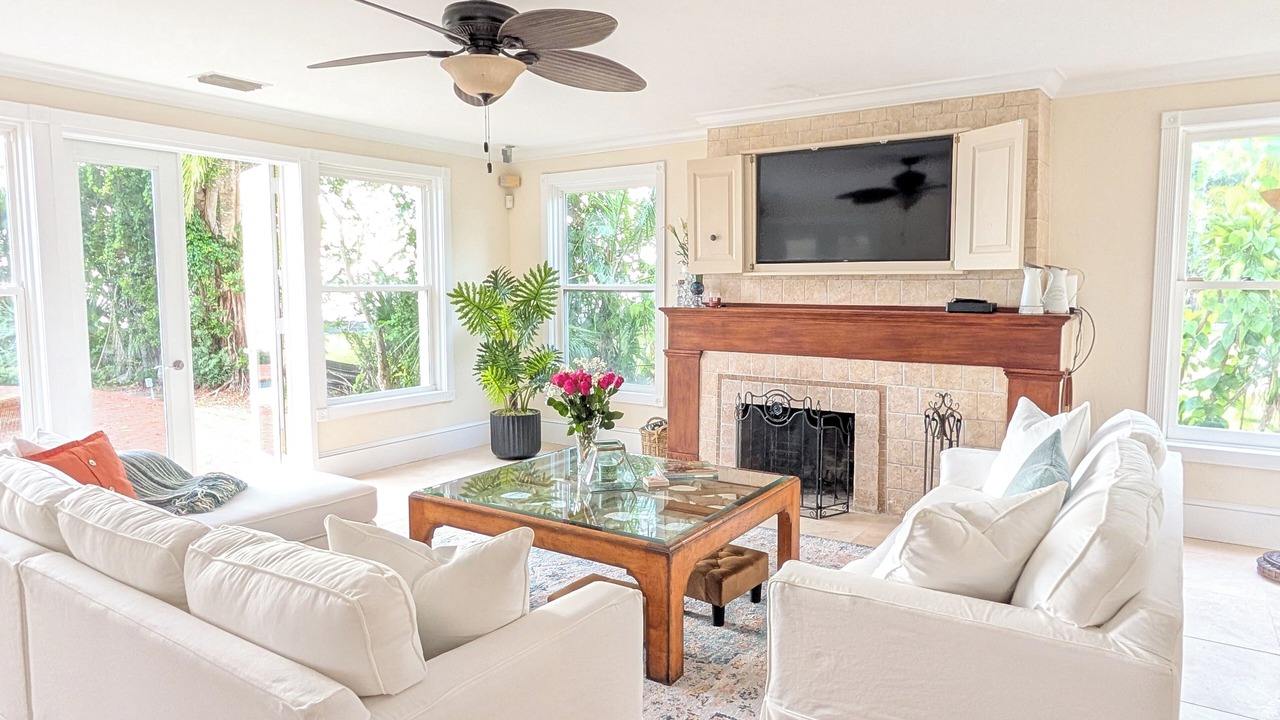 Photo of Livingroom in Fort Myers