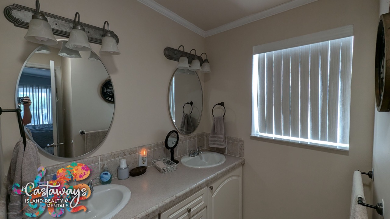 Photo of Bathroom in Saint James City