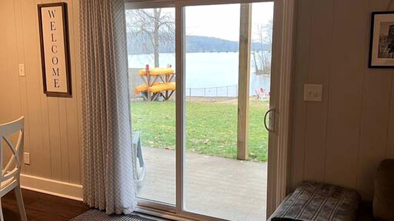 Photo of Livingroom in Harbor House