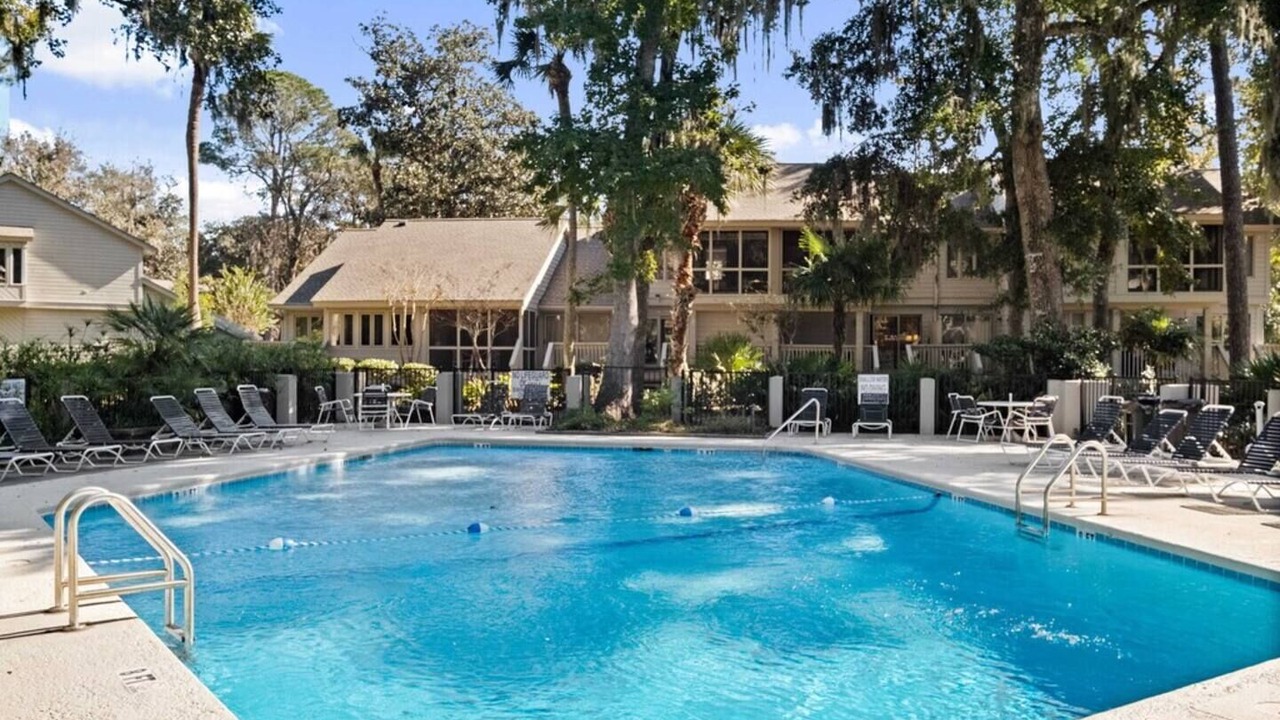 Photo of Outdoor in Folly Field