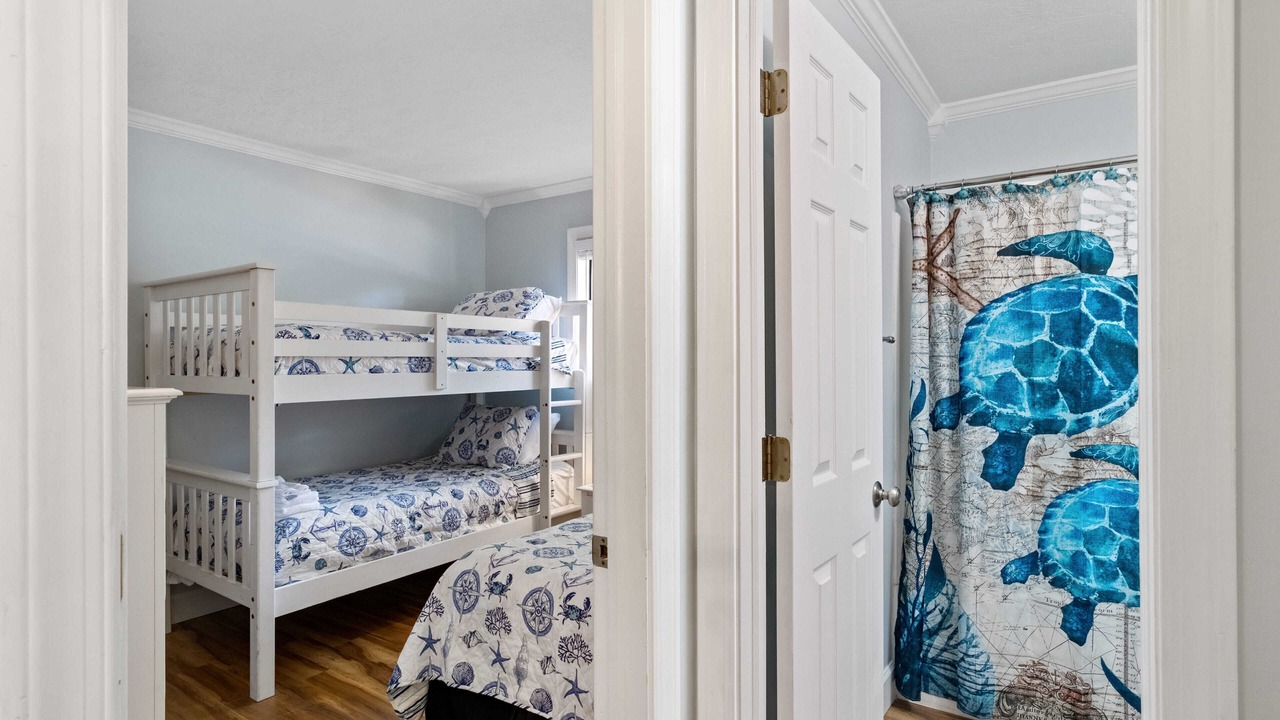 Photo of Bedroom in Folly Field