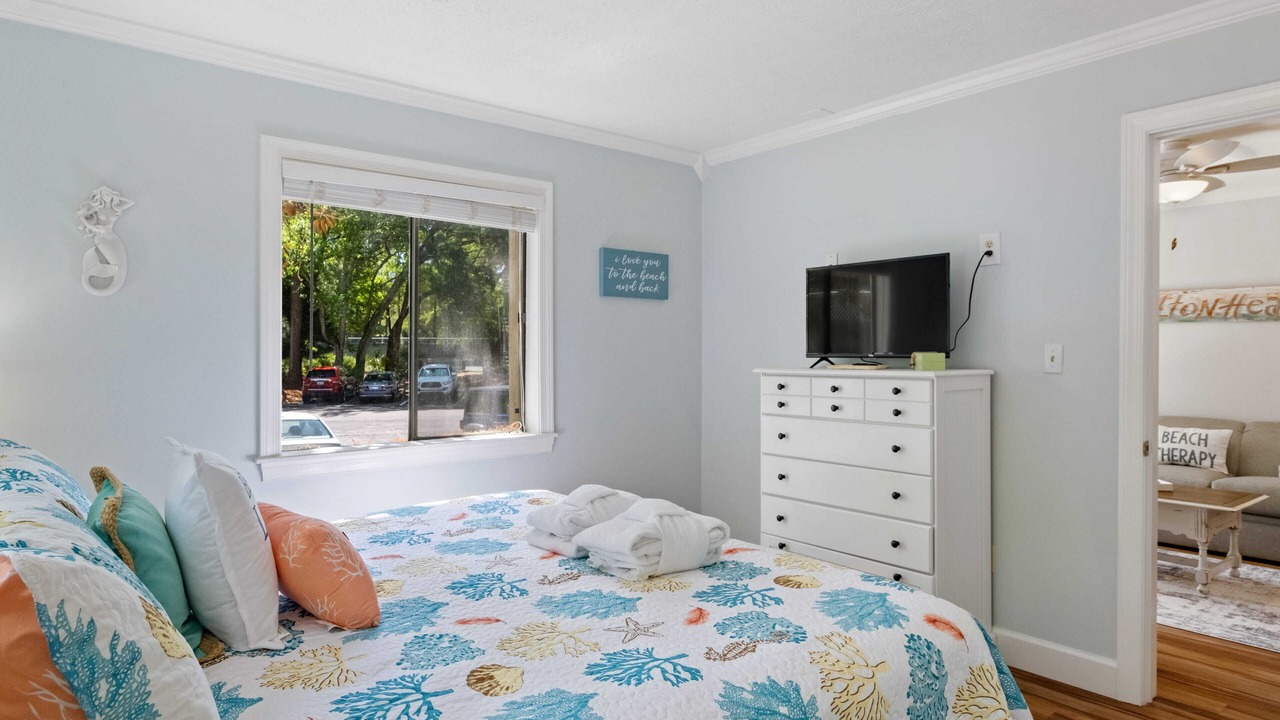 Photo of Bedroom in Folly Field