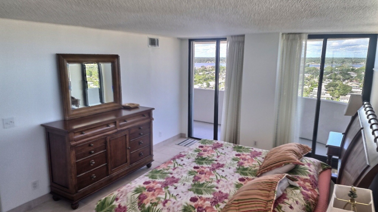 Photo of Patio Balcony in Seabreeze Park