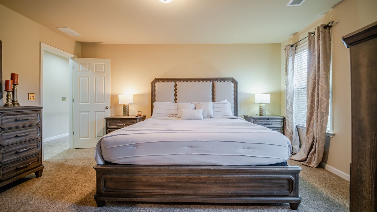 Photo of Bedroom in Lilburn