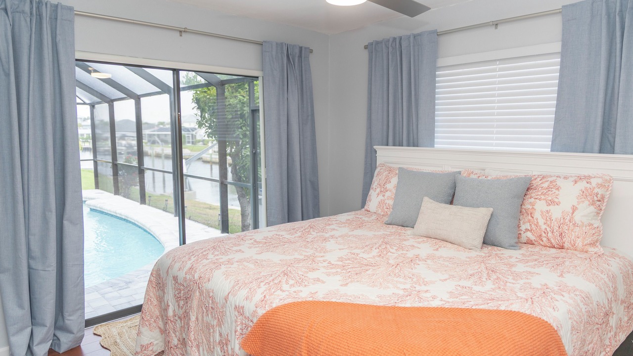 Photo of Bedroom in Englewood South