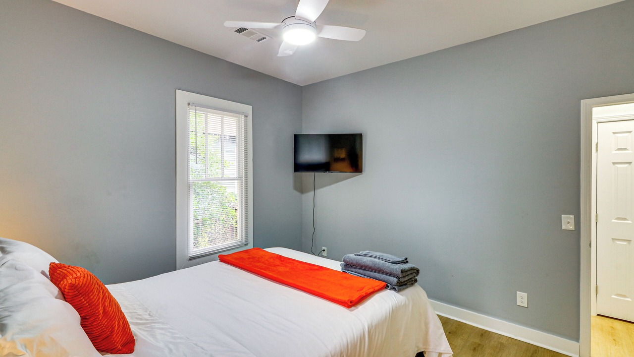 Photo of Bedroom in West End