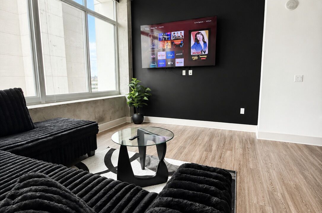 Photo of Livingroom in Peachtree Center