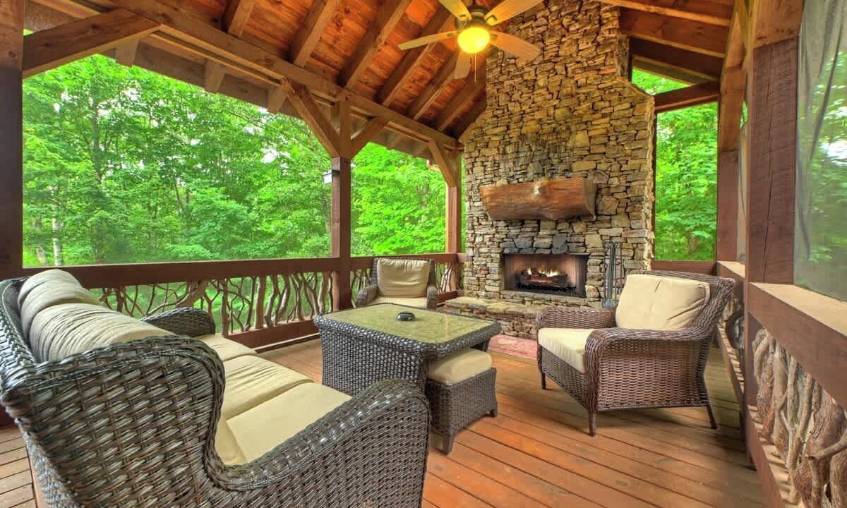 Photo of Outdoor in Mineral Bluff