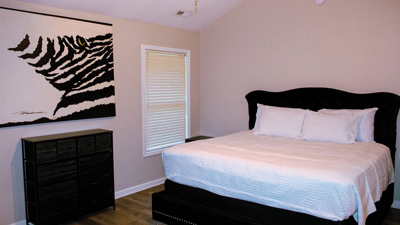 Photo of Bedroom in Cliftondale