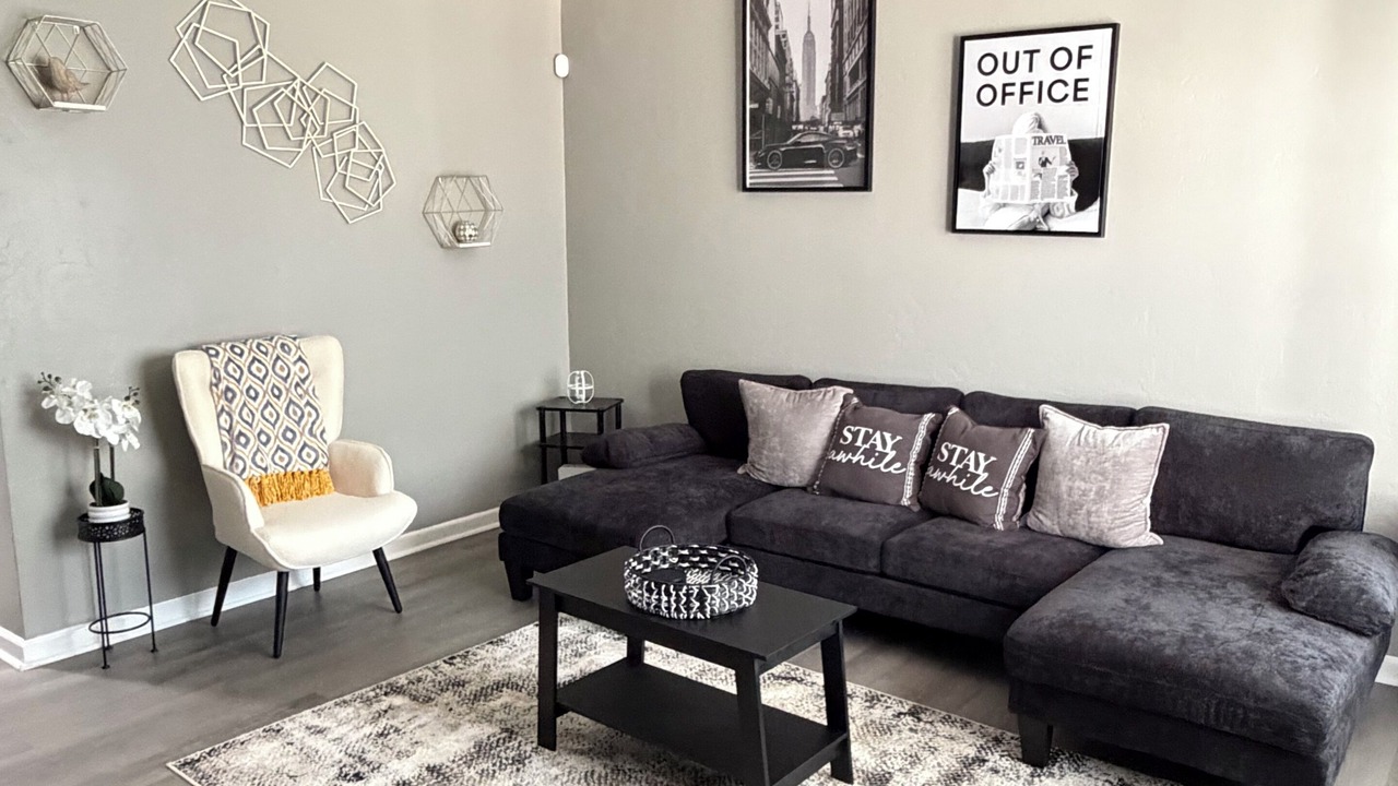Photo of Livingroom in Tallahassee