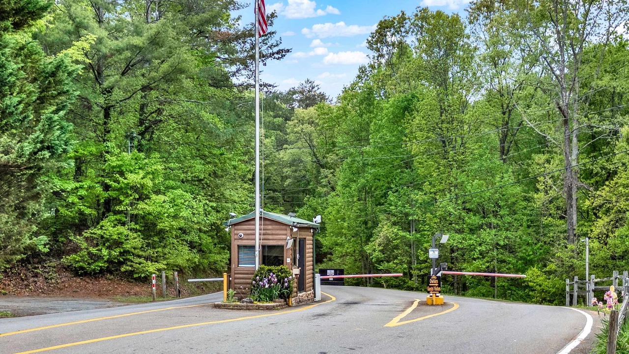 Photo of Others in Ellijay