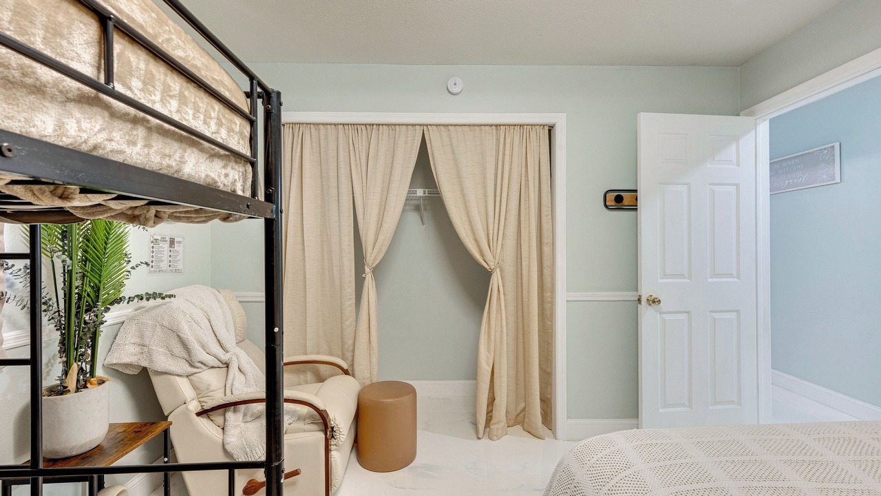 Photo of Bedroom in Orchid Lake Village