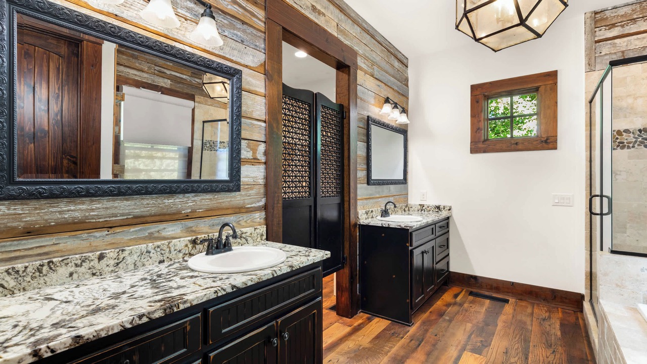 Photo of Bathroom in Milledgeville