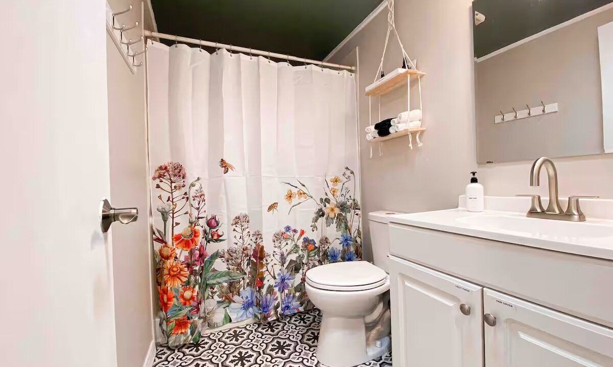 Photo of Bathroom in Penrose