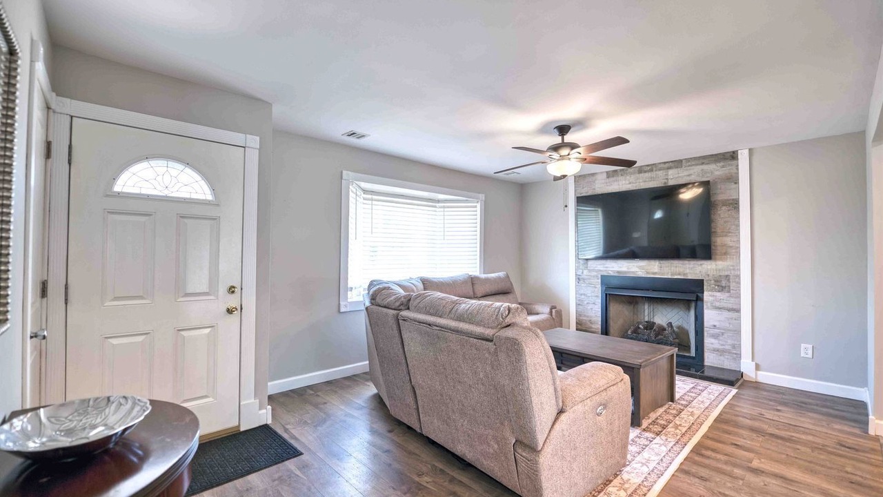Photo of Livingroom in Mystic Island
