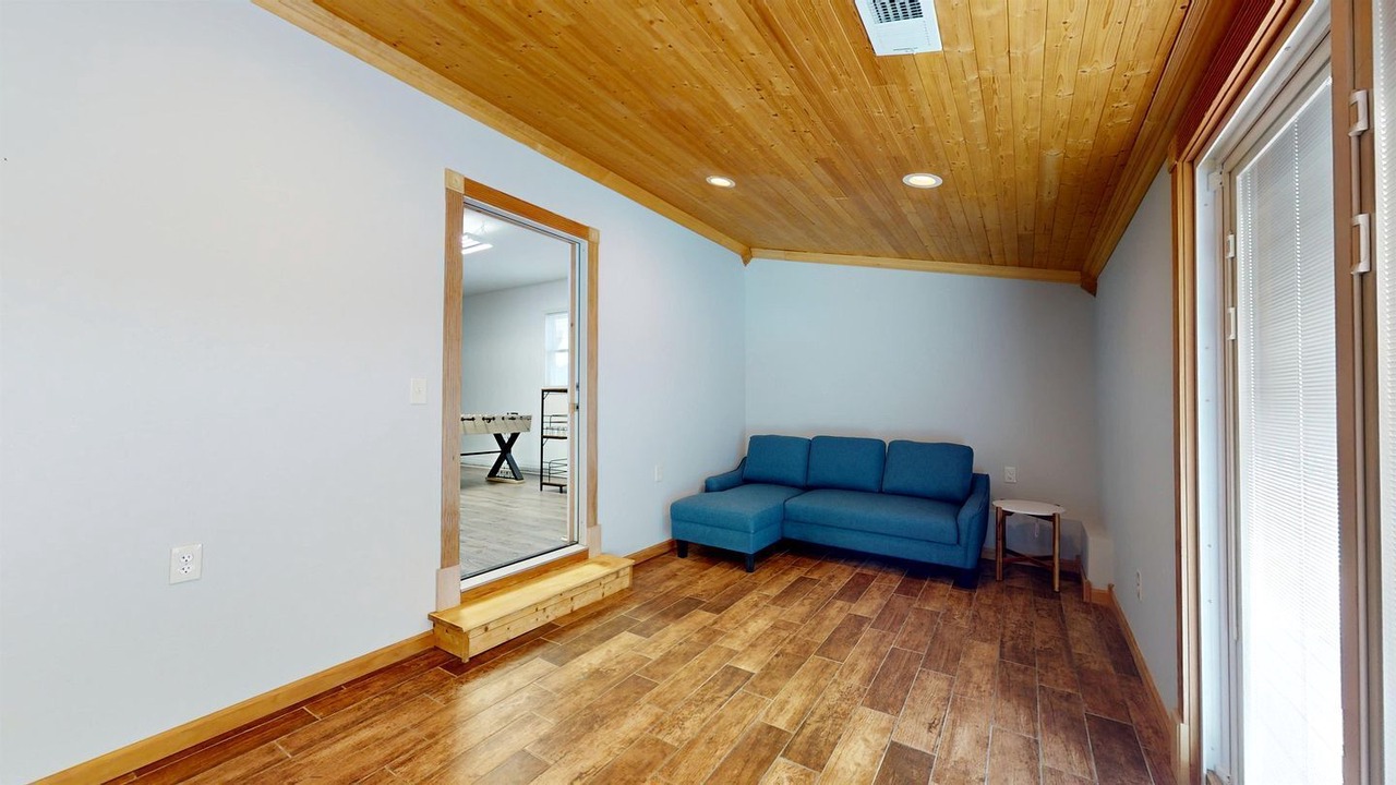 Photo of Livingroom in Mystic Island
