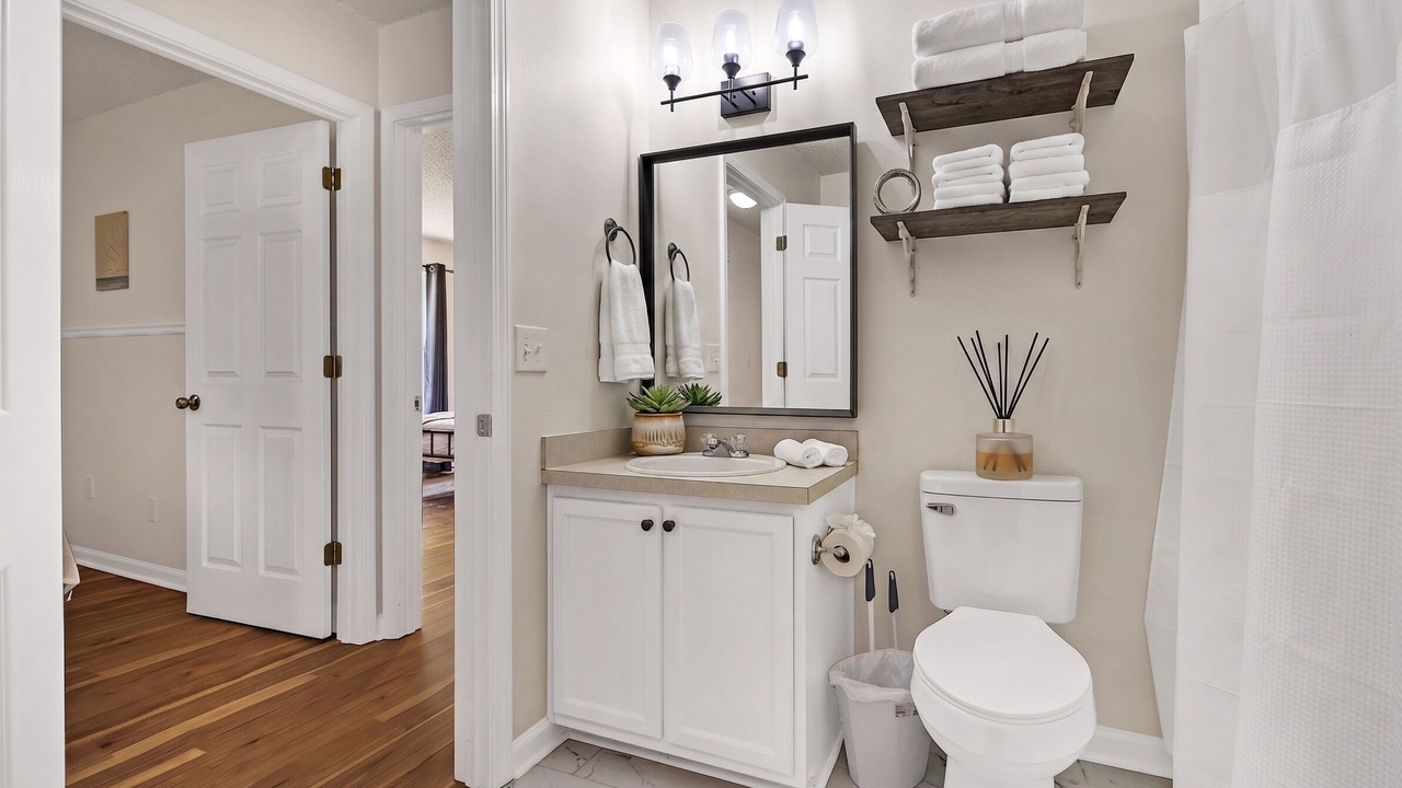 Photo of Bathroom in Chapin
