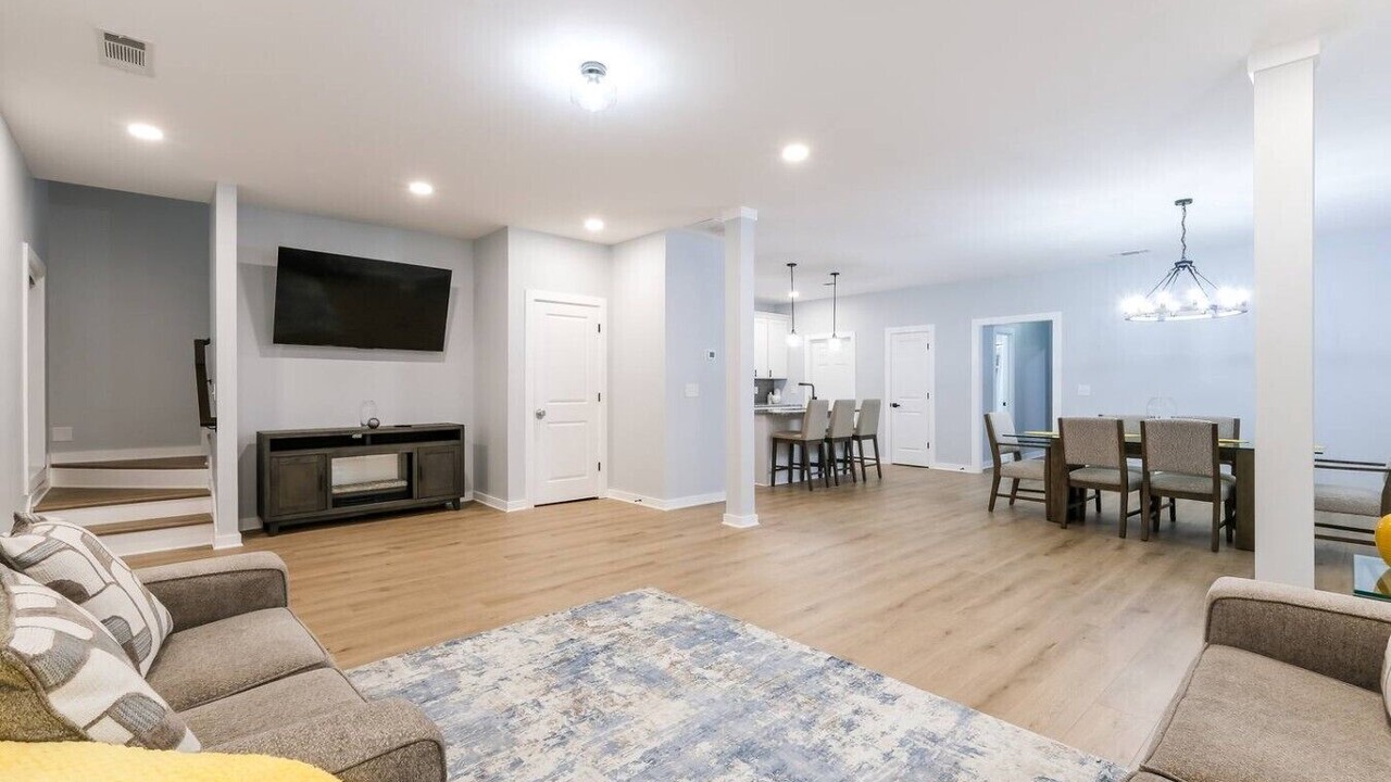 Photo of Livingroom in Hapeville