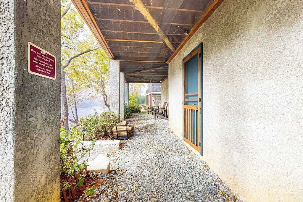 Photo of Patio Balcony in Cullowhee