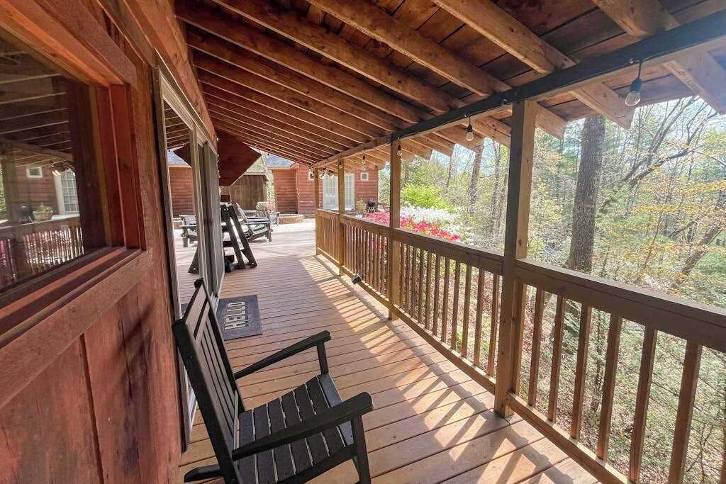 Photo of Patio Balcony in Horse Shoe
