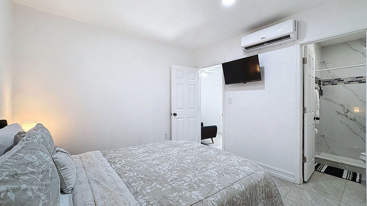 Photo of Bedroom in Disston Heights