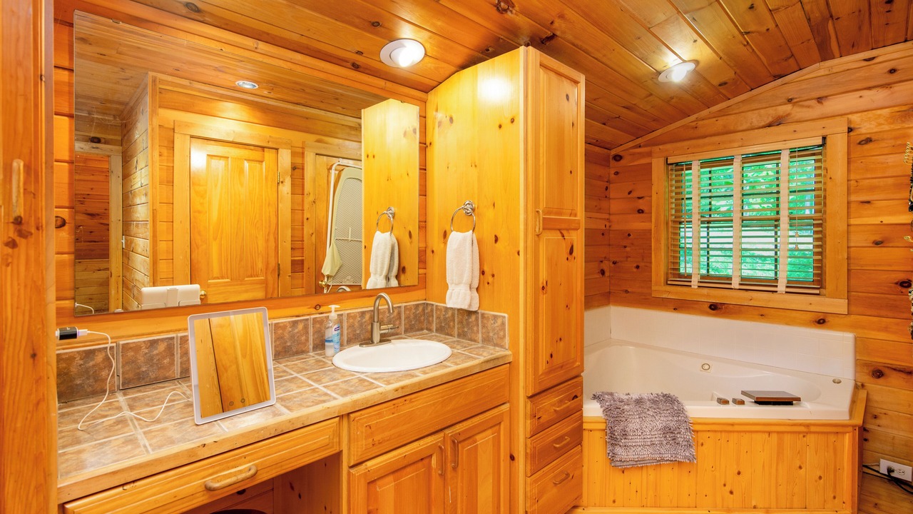 Photo of Bathroom in Whittier