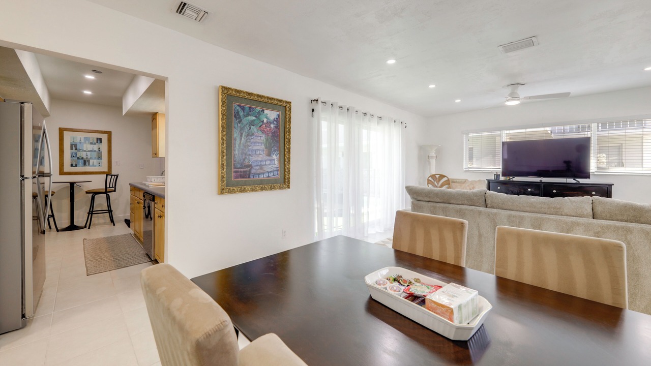 Photo of Livingroom in Cypress Point