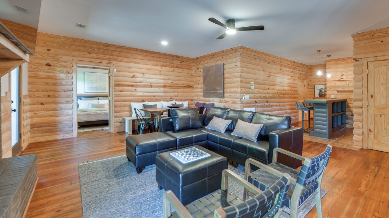 Photo of Bedroom in Shiloh