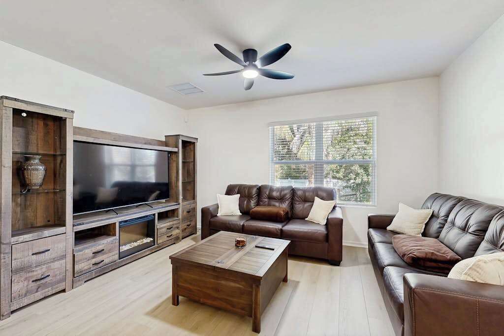 Photo of Livingroom in North Port