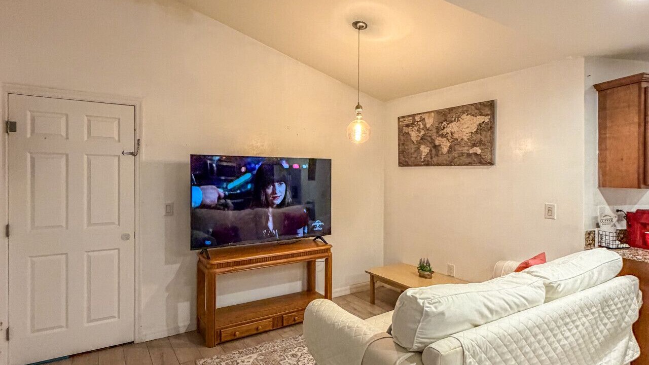 Photo of Livingroom in Lehigh Acres